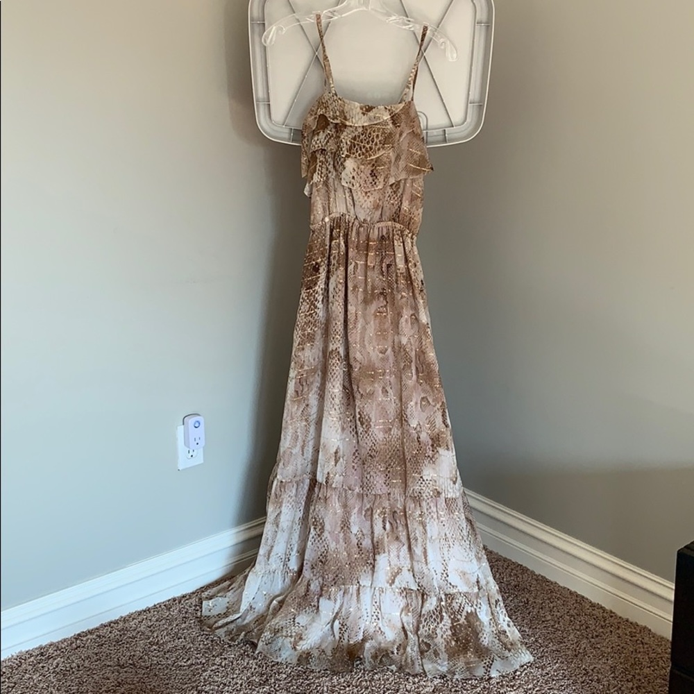 Size small express snake maxi